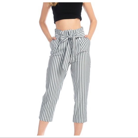 1 LEFT‼️Brandi Tie Waist Capri’s - Picture 7 of 7
